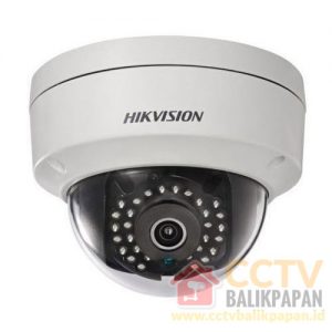 IP Camera 1.3MP Hikvision DS-2CD2110F-IW for security.