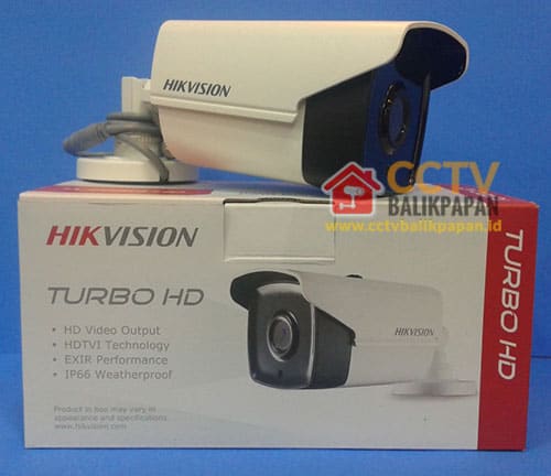 Hikvision outdoor CCTV camera for security surveillance.