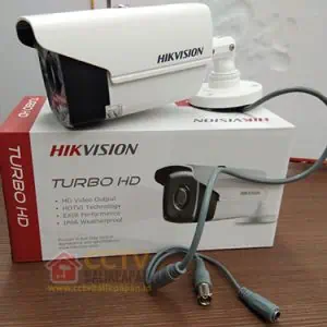 High-resolution outdoor CCTV camera for security monitoring.