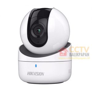 Hikvision IP Camera 1MP DS-2CV2Q01EFD-IW with wireless connectivity for surveillance.