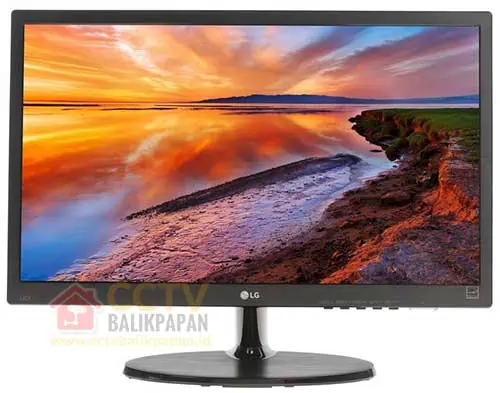 High-quality LG 19" monitor for clear visuals and vibrant display. Perfect for work and entertainmen.