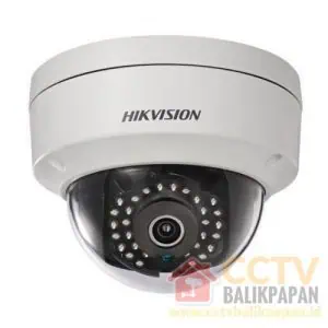 IP Camera 1.3MP Hikvision DS-2CD2110F-IW for security.