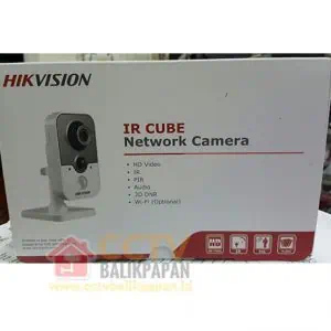 IP Camera Hikvision 1MP DS-2CD2410F-IW for surveillance.