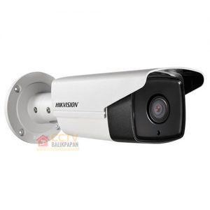 Outdoor 2MP Hikvision CCTV camera for surveillance.