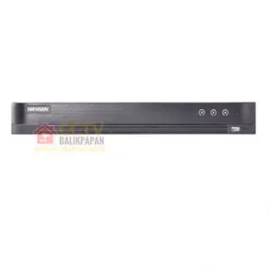DVR Hikvision 8 channel model for CCTV surveillance systems.