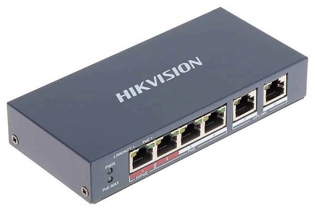POE switch hub untuk instalasi CCTV dan perangkat jaringan lainnya.